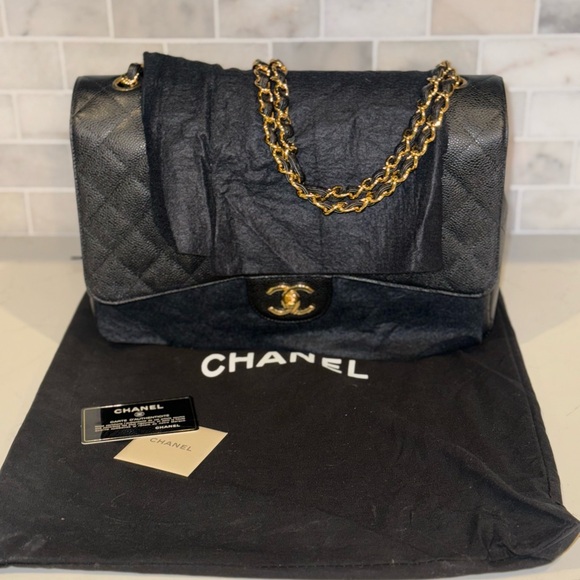 Chanel Classic 11.12 Handbag - Picture 2 of 14